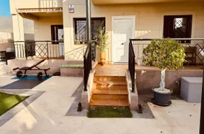 Elysian Pool Residence - Image 4