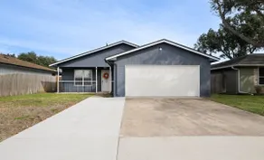 Cozy 2BDR 2 BA+Near Airport+Refineries+Extd Stays - Image 2