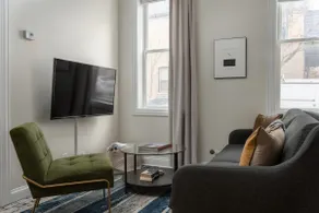 Flexhome Ukrainian Village - 2BR - Convenient Walkability - Image 3