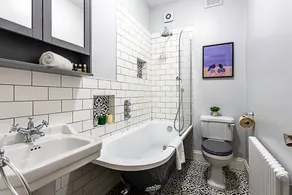 Modern and Spacious Colliers Wood Home - Image 5
