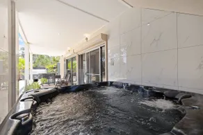 Foreshore Retreat - Image 2