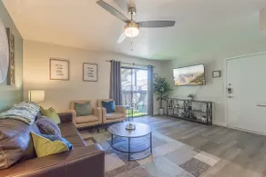 Free Parking • King Bed • Walk to Dining & Shops - Image 3