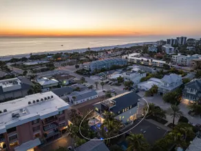 Home with Waterslide, Heated Pool, Spa, Rooftop, Steps to Beach! - Sea The Light - Image 3
