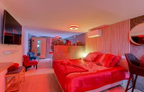 Sensory experience - Image 2