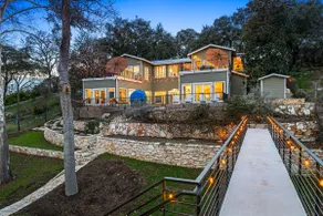 ~Villa Bella Vista~ Luxury on Lake Austin - Image 3
