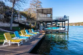 ~Villa Bella Vista~ Luxury on Lake Austin - Image 2