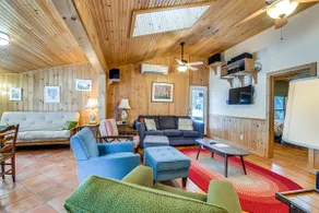 Waterfront North Hero Home w/ Screened Porch - Image 5