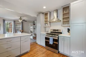 Elegant Escape Gourmet Kitchen and Outdoor Living - Image 3