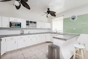 Casa Mariposa - Hilltop home with Pool and Rooftop - Image 3