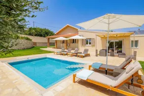 Villa Stamatella by Villa Plus - Image 2