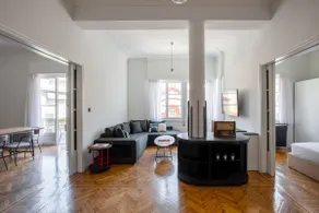 Captivating 2BR Apt#13 at The Met by Zoia Living - Image 3