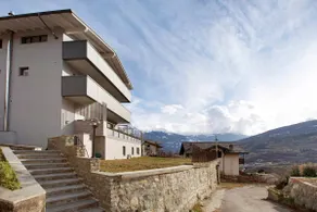 Apartamento 'Residence Soleluna - Loft Sirio' con vistas a la montaña y terraza privada - Image 3
