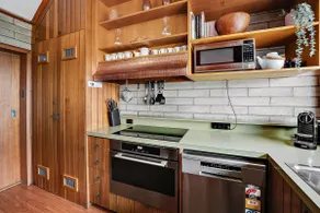 2BR l Lake Front l Pet Friendly l Air-Con l BBQ - Image 5