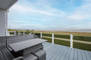 Host & Stay - Sea View Road - Image 2