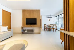4-Suite Apartment | Spacious | Gourmet Balcony | S - Image 4