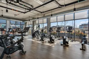 Explore Fulton Market + Retreat in Modern Comfort - Image 4