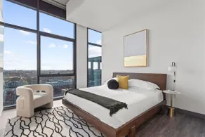 Explore Fulton Market + Retreat in Modern Comfort - Image 3