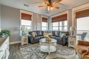 Jonestown Condo on Lake Travis w/ 2 Balconies! - Image 4