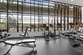 Chic 1-Bed with Pool by River, Ferry & Amenities - Image 3