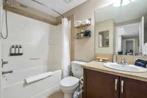 Grande | Full Kitchen | Sleeps 4 | Free Parking - Image 5