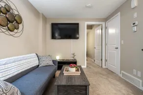 The Grande 1BD 1BA - Full Kitchen Guest Suite - Image 3