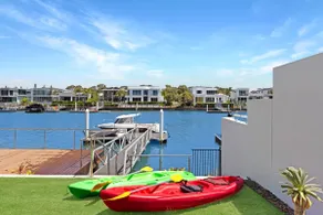 Luxury waterfront holiday home, Sunshine Coast - Image 5