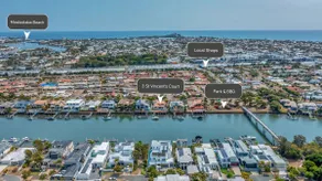 Luxury waterfront holiday home, Sunshine Coast - Image 4
