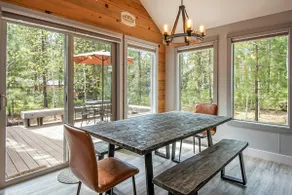 Home with hot tubs, pools, tennis, pickleball, gym - Image 2