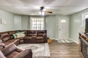 Family-friendly Altoona Abode w/ Spacious Patio! - Image 5