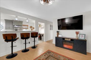 Bourbon Trail Base | Walk to Dining | Sleeps 10 - Image 5