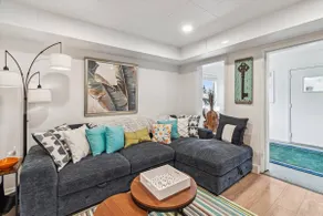 White House Bungalow - Image 5