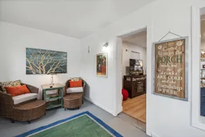 White House Bungalow - Image 4