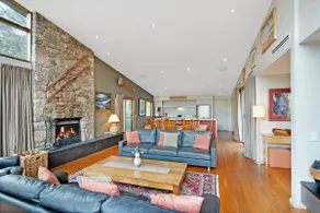 Spacious 3BR Lodge l Gym l Indoor Pool l Tennis - Image 3