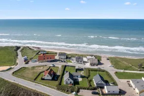 Lyngby Møllevej 4 - Incredibel Coastal Holiday Home - Image 2
