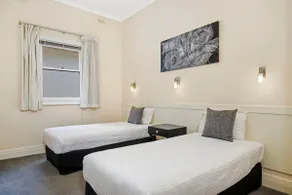 Park View 'Elysian' WIFI + Netflix - Image 4