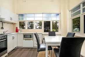 Park View 'Elysian' WIFI + Netflix - Image 2