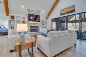 Waterfront Flippin Retreat w/ White River Access! - Image 4