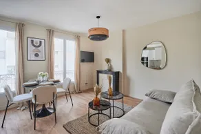 Apartment La Défense by Studio prestige - Image 2
