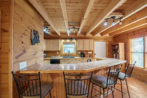 Hidden Gem Cottage - Image 3