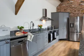 The Barn at Plas Ashpool -  a beautiful converted barn sleeping 12 guests - Image 5
