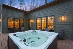 Virginia's House | Hocking Hills, Unique Retreat - Image 2