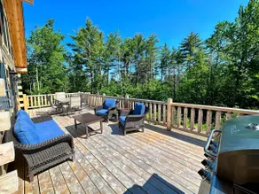 73R: New log home on quiet side street with AC! - Image 4