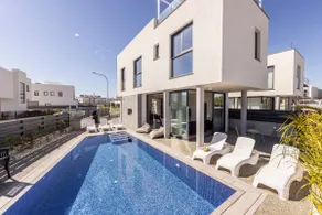 Protaras Hestia Seaside Villa B6 - Image 4