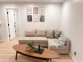 beautiful beachy apartment steps from the sand - Image 4