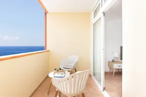 Frontline Duplex Las Arenitas with pool - Image 4