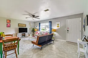 Spring Hill Home - 3 Mi to Weeki Wachee Springs! - Image 3