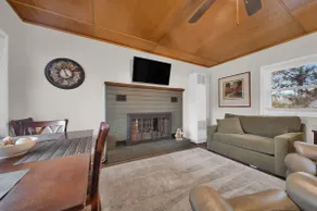 Cozy 1BD Beach Retreat, 2Bath - Image 4