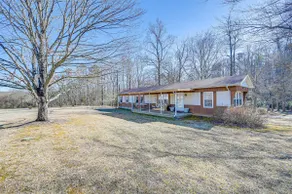 Classic Country Retreat in Ronda on 5 Acres! - Image 3