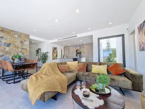 Villa mit privatem Pool und Dachterrasse - Image 3