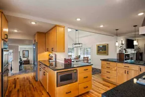Spectacular Villa on 25 Acre Orchard, Pergola w/ - Image 2